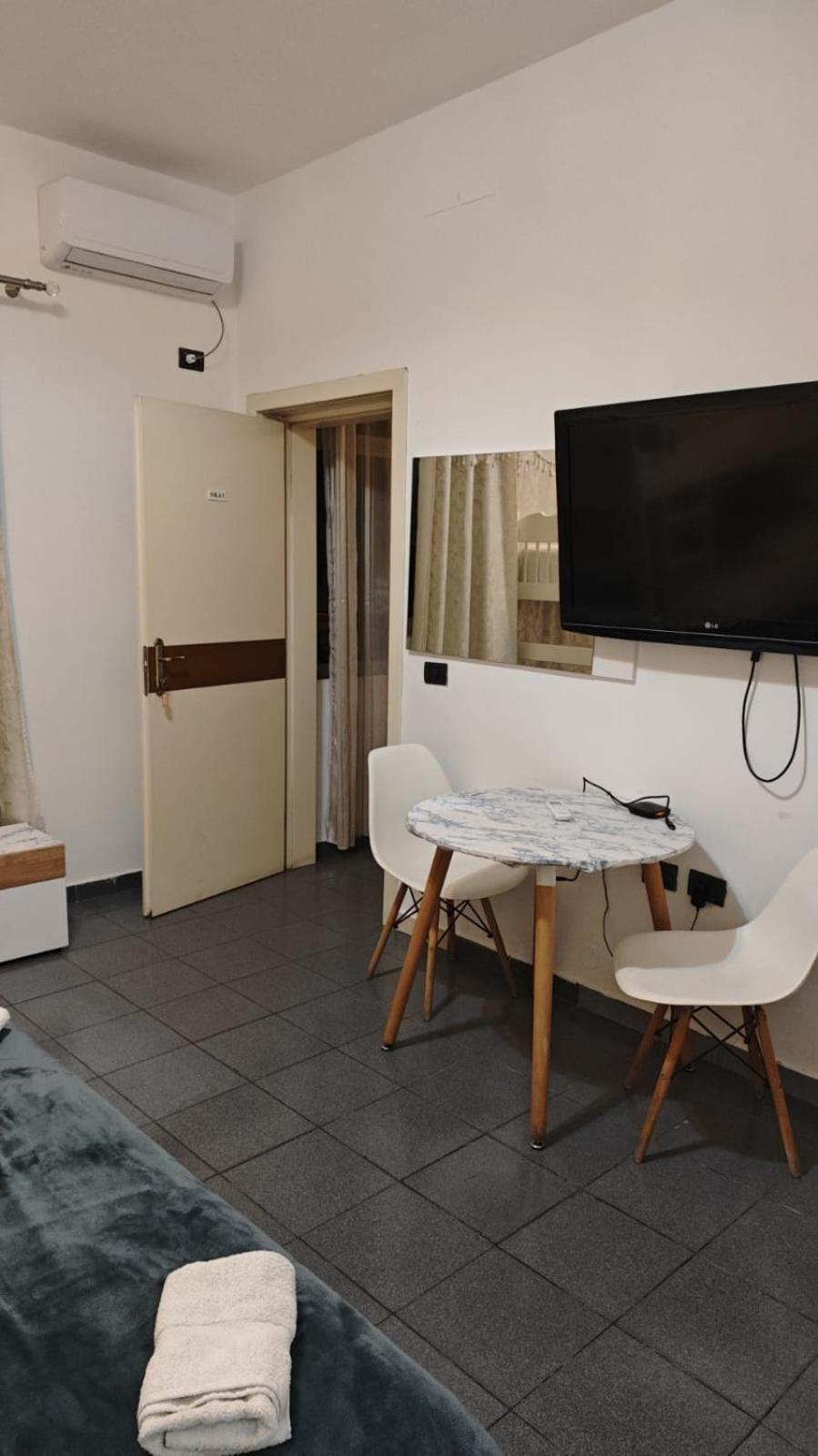 Center Elite Hotel